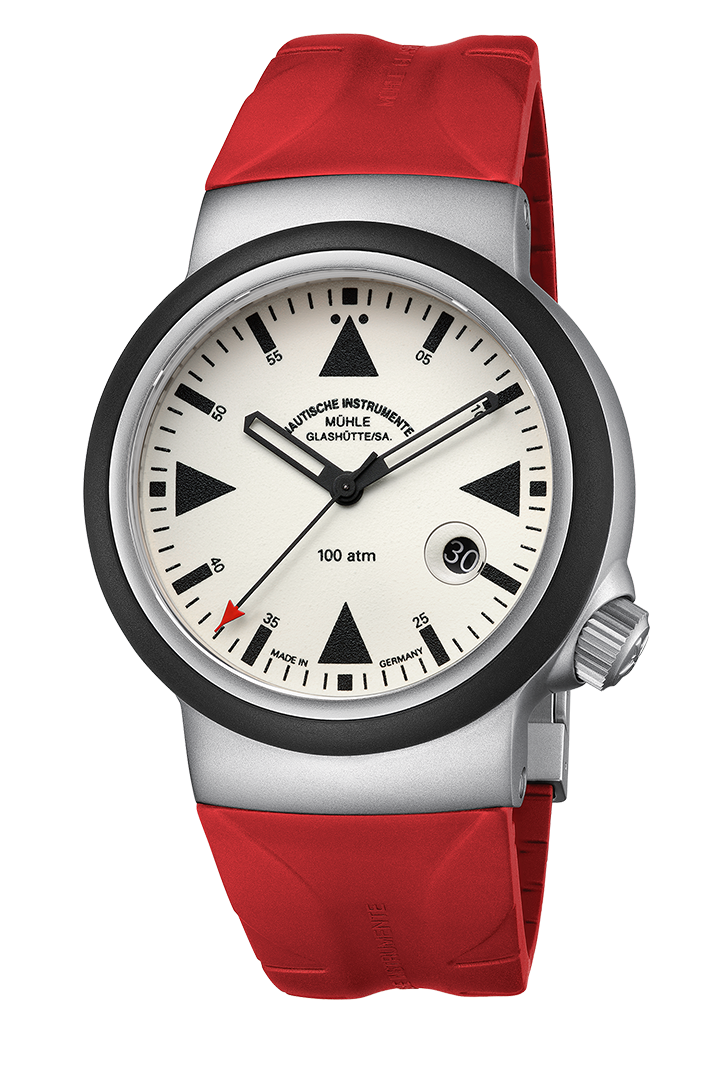Frontansicht S.A.R. Rescue-Timer LUMEN. Dreizeigeruhr mit nachleuchtendem Zifferblatt an rotem Kautschukband.
