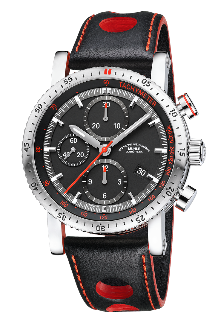 Teutonia Sport I: Frontalansicht einer Armbanduhr mit schwarzem Zifferblatt und drei Hilfszifferblättern, silberner Lünette und Gehäuse am schwarz-roten Lederband.