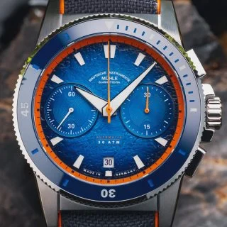 Frontalansicht des Sportivo Active Chronograph mit Fokus auf das Zifferblatt